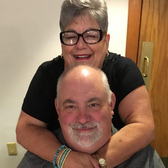 Meet your Posher, Francine casarcia - Picture 1 of 1